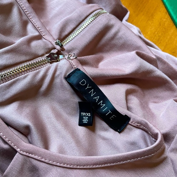 Women’s Dynamite Longsleeve Dress ( XS ) - Picture 3 of 4